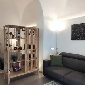 urban-suite.taorminaitalyhotels.com/
